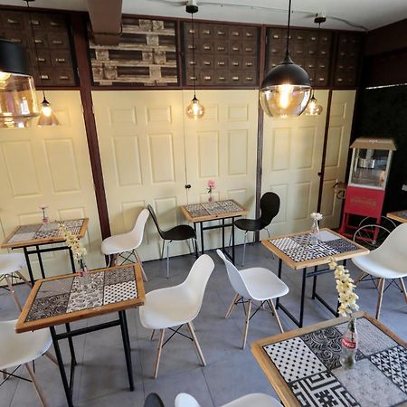 Hostal San Benito San Salvador Ngoại thất bức ảnh